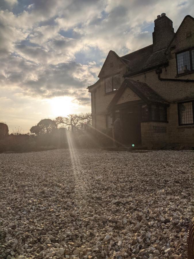 Aldon Farmhouse Villa Yeovil Exterior photo