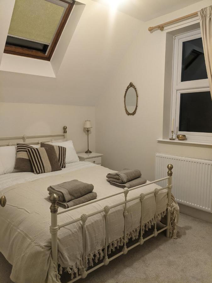 Aldon Farmhouse Villa Yeovil Exterior photo